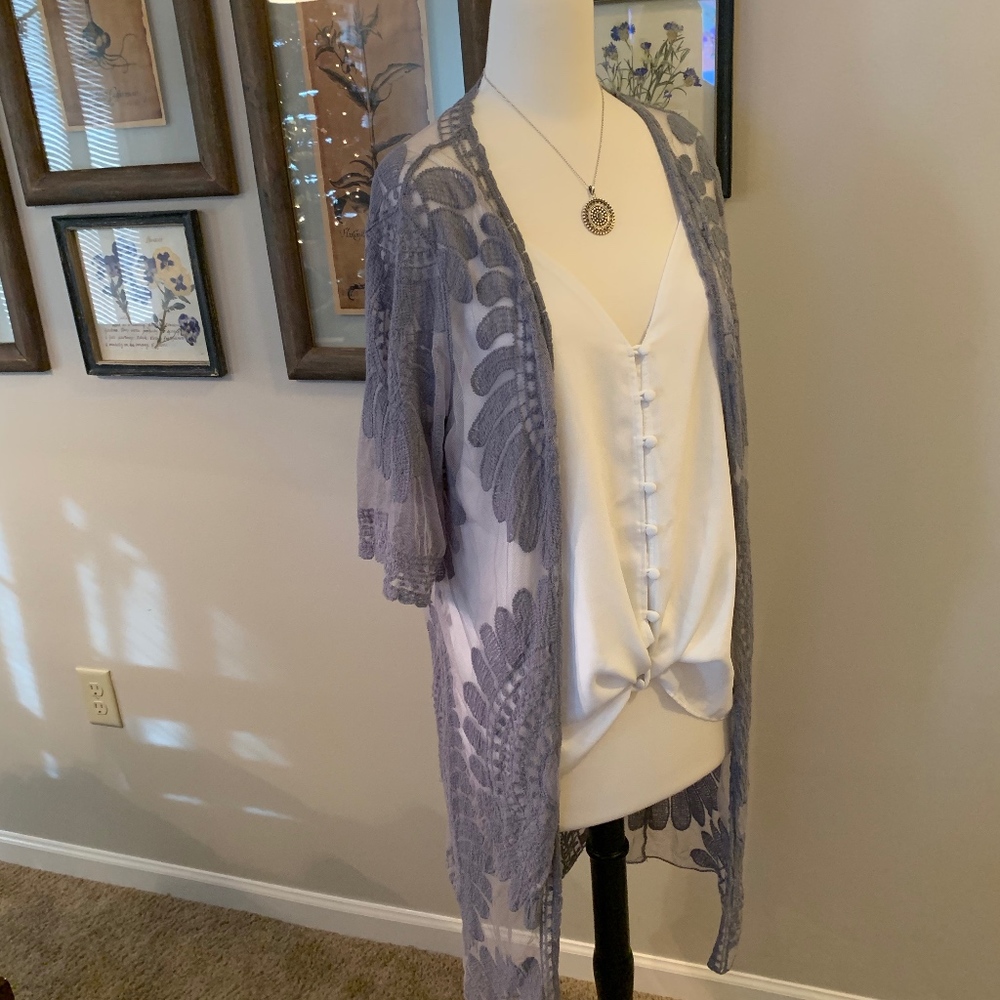 Grey lace kimono by Rebellion size Large